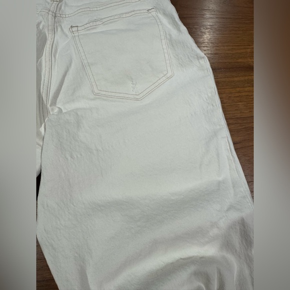 White Abercrombie & Fitch The 90s Straight Ultra High Rise Distressed Jean 12S - Picture 5 of 10